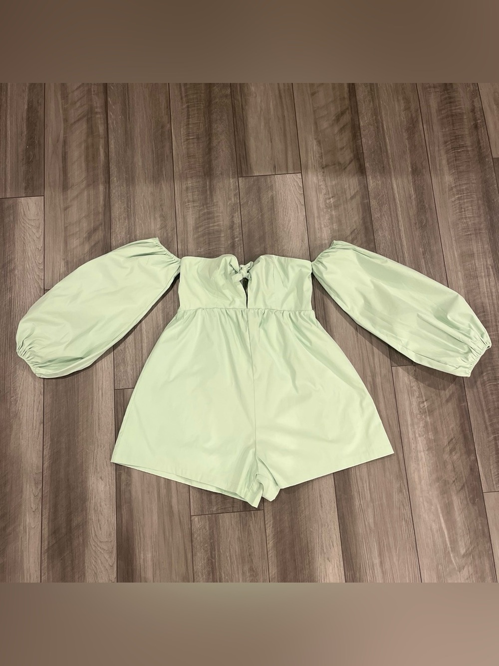 vestique Off-Shoulder Puff Sleeve Romper in Light Mint